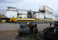 Sà lan để bán
