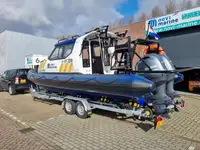 Tàu container để bán
