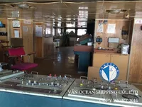 Tàu kéo lưới để bán