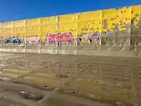 Xà lan rao bán