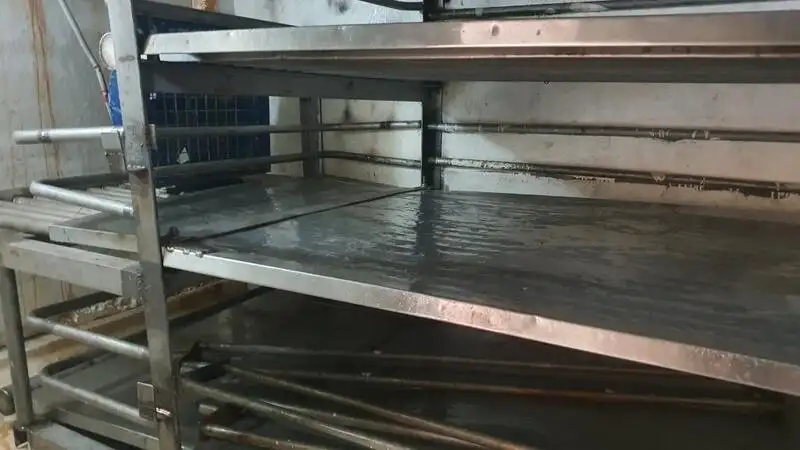 Tàu câu dài để bán