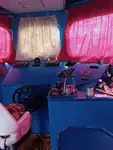 Tàu làm việc để bán