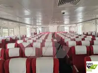 Tàu du lịch để bán