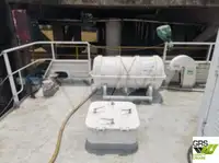 Tàu du lịch để bán