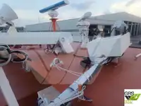 Tàu du lịch để bán