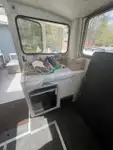 Tàu làm việc để bán