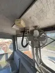 Tàu làm việc để bán