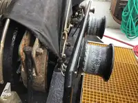 Tàu kéo lưới để bán