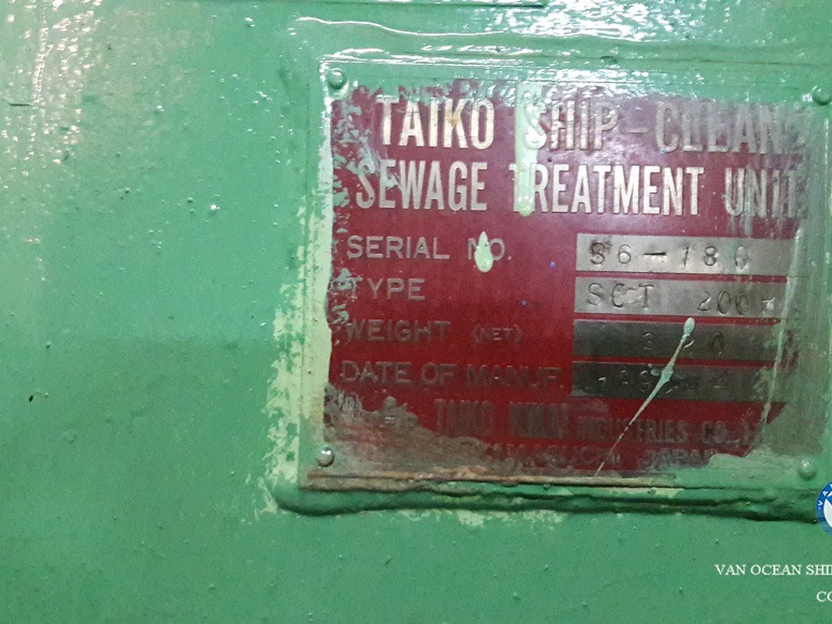 Tàu chở dầu/hóa chất để bán