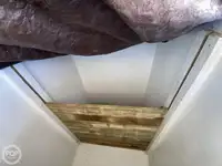 Tàu kéo lưới để bán