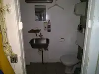 Tàu kéo lưới để bán