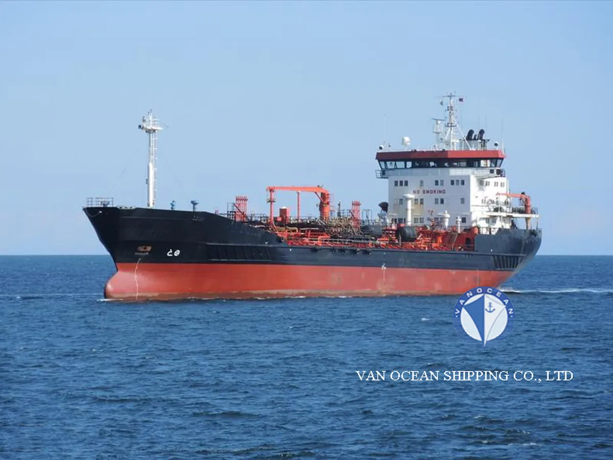 Tàu chở dầu/hóa chất để bán