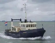 Tàu tuần tra để bán