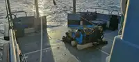 Tàu container để bán