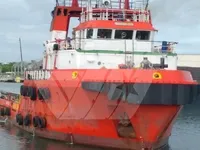 Tàu kéo để bán