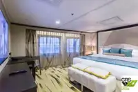 Tàu du lịch để bán