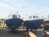 Tàu khảo sát rao bán