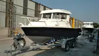 Thuyền làm việc rao bán