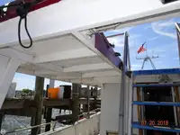 Tàu đánh cá để bán
