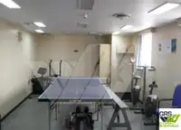 Tàu làm việc để bán