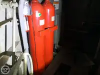Tàu du lịch để bán