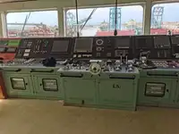 Sà lan để bán