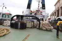 Tàu kéo để bán