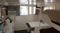 Tàu kéo lưới để bán