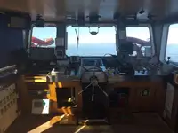 Thuyền kéo rao bán