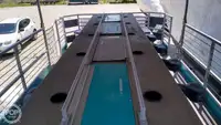 Tàu container để bán