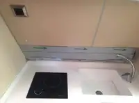 Tàu làm việc để bán