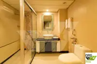 Tàu du lịch để bán