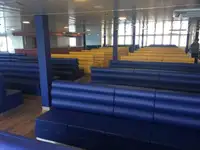 Tàu phà để bán