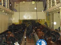 Tàu kéo lưới để bán