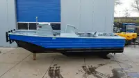 Tàu làm việc để bán