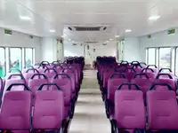 Tàu du lịch để bán
