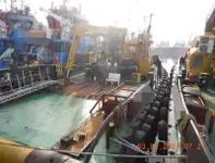 Tàu kéo để bán