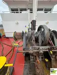 Tàu cung cấp để bán
