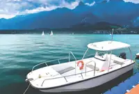 Tàu chở khách để bán