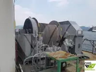 Tàu cẩu để bán