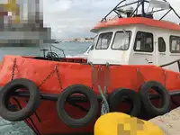 Tàu làm việc để bán