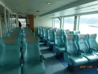 Tàu phà để bán