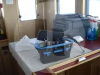 Tàu kéo lưới để bán