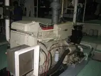 Tàu du lịch để bán