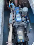 Tàu làm việc để bán