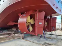 Tàu kéo để bán