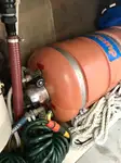 Tàu nghiên cứu để bán