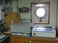 Tàu cung cấp để bán