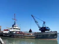 Tàu nạo vét để bán