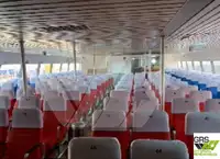 Tàu chở khách rao bán